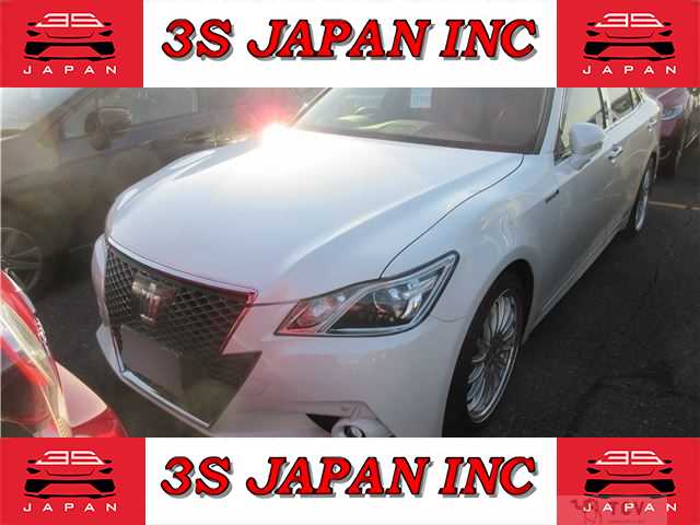 2014 Toyota Crown Hybrid
