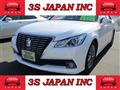 2013 Toyota Crown Royal Series