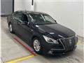 2014 Toyota Crown Hybrid