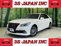 2013 Toyota Crown Hybrid