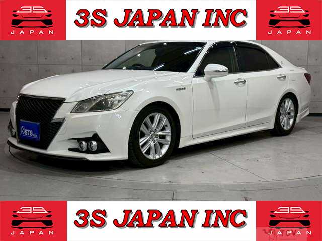 2013 Toyota Crown Athlete Series