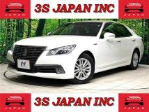 2013 Toyota Crown Hybrid