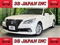 2013 Toyota Crown Hybrid