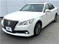 2013 Toyota Crown Hybrid