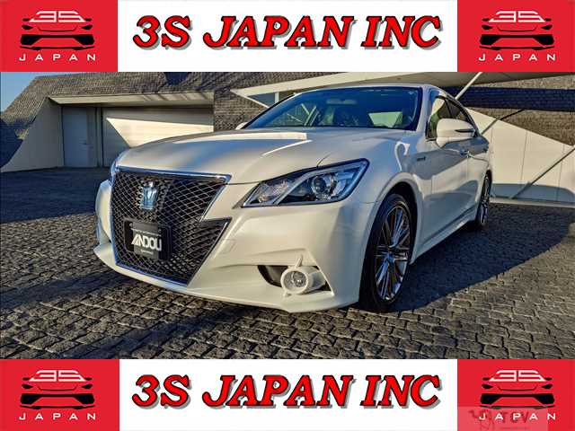 2013 Toyota Crown