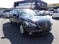 2013 Toyota Crown Hybrid