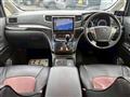 2014 Toyota Alphard Hybrid