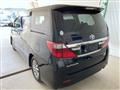 2013 Toyota Alphard Hybrid