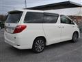 2013 Toyota Alphard Hybrid