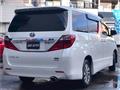 2013 Toyota Alphard Hybrid