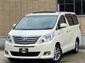 2013 Toyota Alphard Hybrid