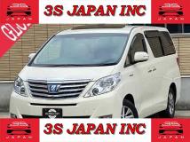 2013 Toyota Alphard Hybrid