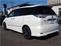 2014 Toyota Estima Hybrid