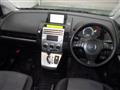 2005 Mazda Premacy
