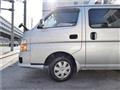 2010 Nissan Caravan