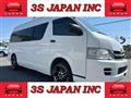 2009 Toyota Hiace Van