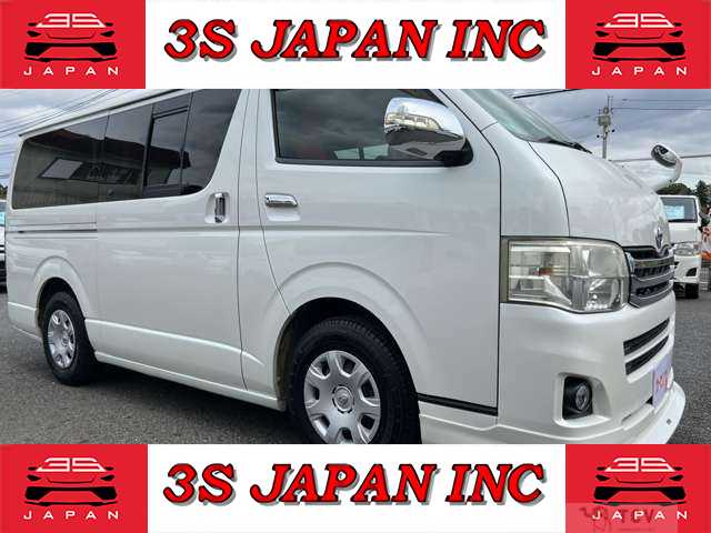 2010 Toyota Hiace Van