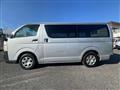 2005 Toyota Hiace Van