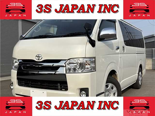 2014 Toyota Regiusace Van