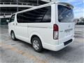 2010 Toyota Hiace Van