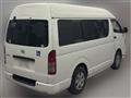 2005 Toyota Hiace Van