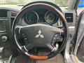 2009 Mitsubishi Pajero