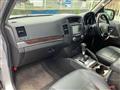 2009 Mitsubishi Pajero