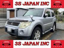 2009 Mitsubishi Pajero
