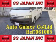 2004 Toyota Hiace