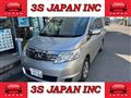 2008 Nissan Serena