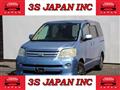 2005 Toyota Noah
