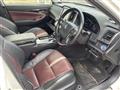 2014 Toyota Crown Hybrid