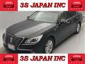 2013 Toyota Crown Hybrid