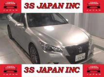2014 Toyota Crown Hybrid