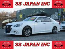 2013 Toyota Crown