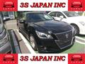 2013 Toyota Crown Hybrid