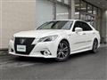2013 Toyota Crown Hybrid