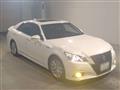 2014 Toyota Crown Hybrid