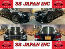 2013 Toyota Crown Hybrid