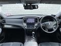 2014 Toyota Crown Hybrid