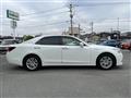 2013 Toyota Crown Hybrid