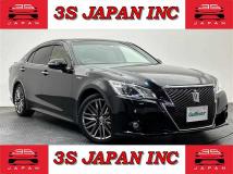 2014 Toyota Crown Hybrid