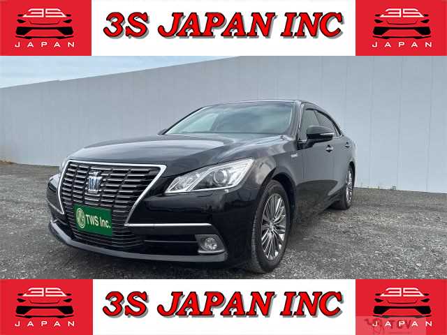 2014 Toyota Crown