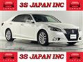 2013 Toyota Crown Hybrid