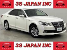 2013 Toyota Crown Hybrid
