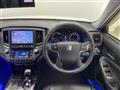 2013 Toyota Crown Hybrid