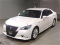 2013 Toyota Crown Hybrid