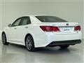 2013 Toyota Crown Hybrid