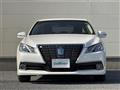 2013 Toyota Crown Hybrid