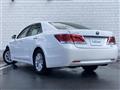 2014 Toyota Crown Hybrid